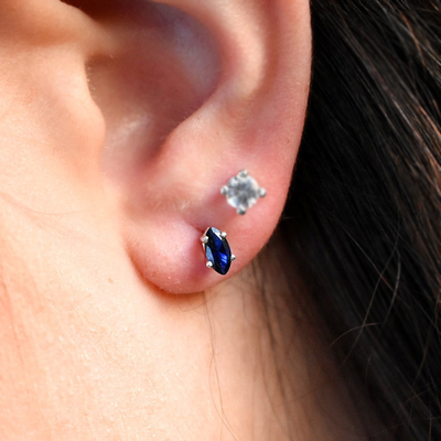 JB Jewelers Sapphire Studs